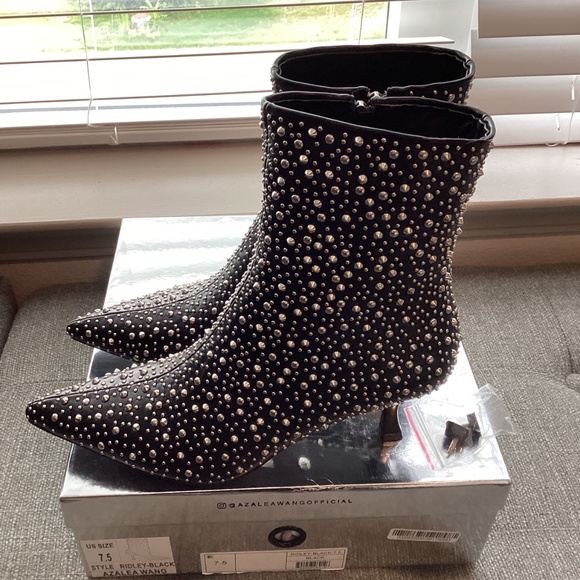 AZALEA WANG Ridley Studded Pointed Toe Bootie (Women) 7.5M - Picture 12 of 13